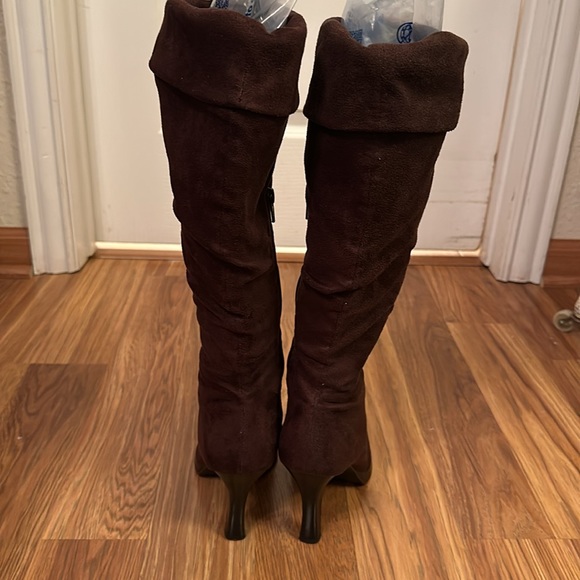 Apostrophe Brown Faux suede boots size 7 - Picture 4 of 13